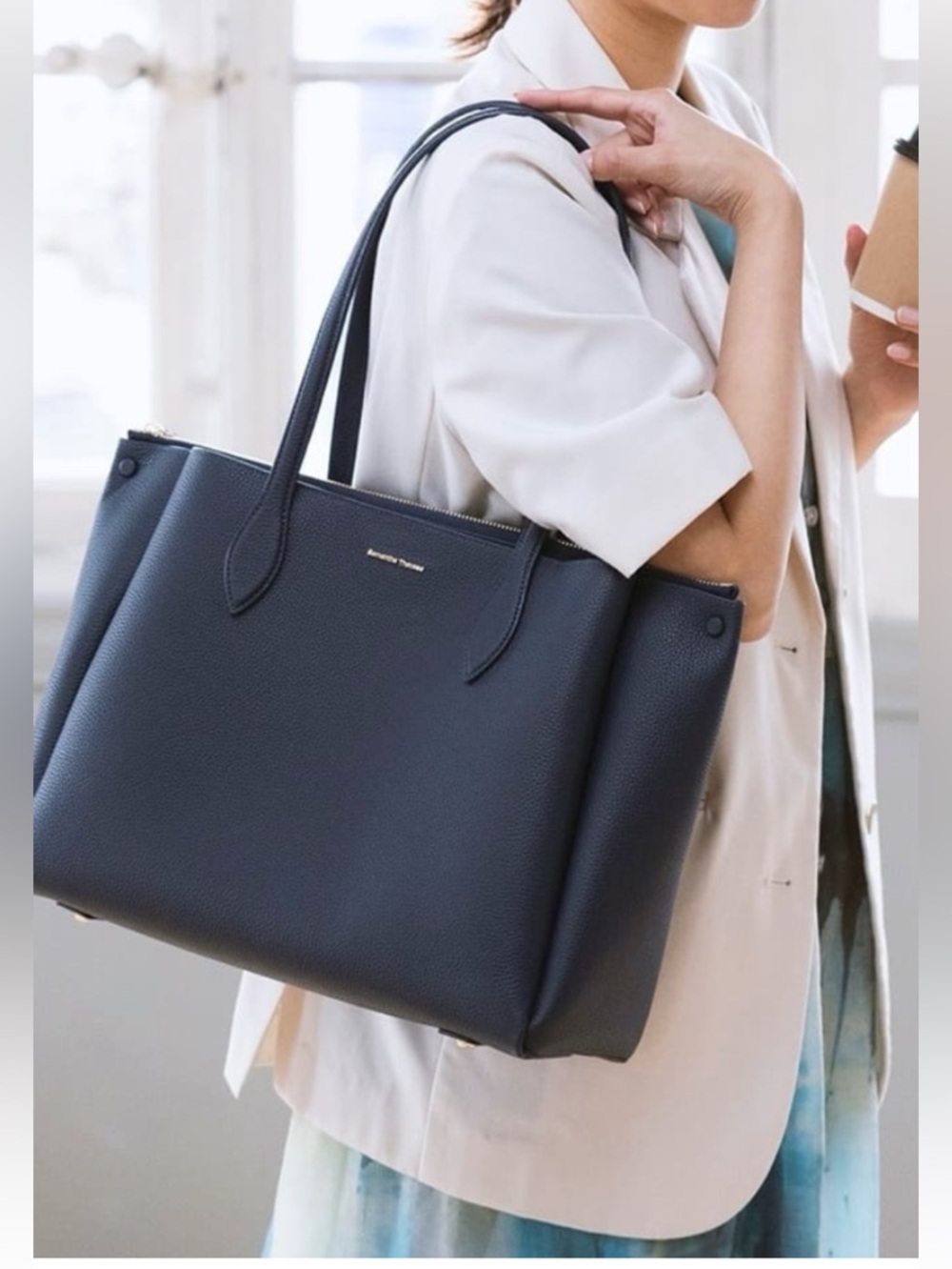 Samantha Thavasa Classic Black Pebbled Dream Tote with Top Handles